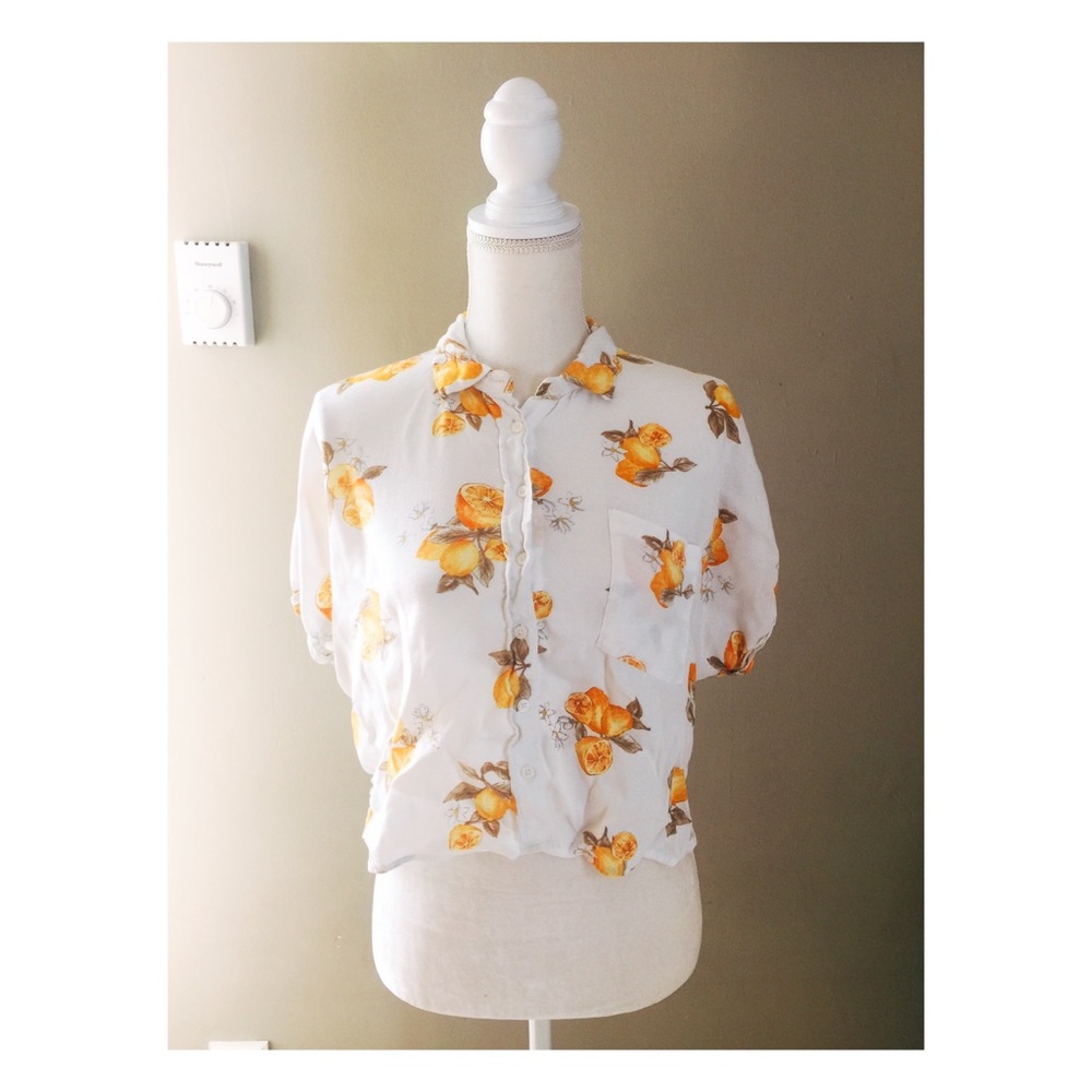 LEMON CHIFFON TOP